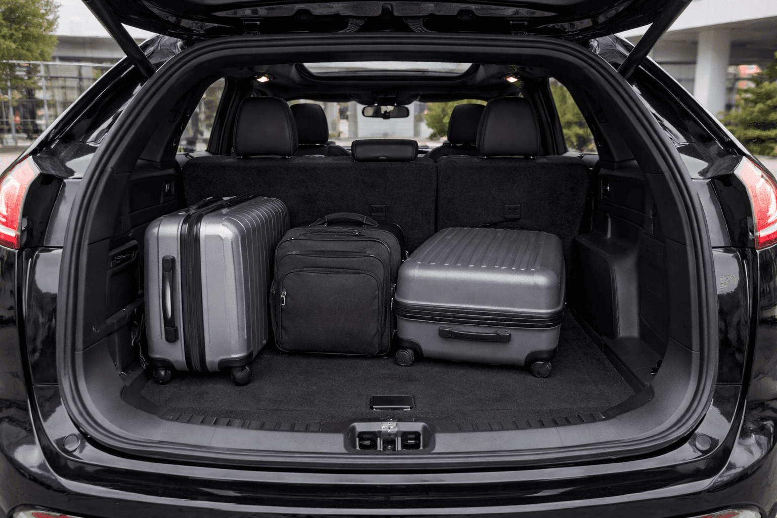 RuxiGO Ford Edge back seat passenger area