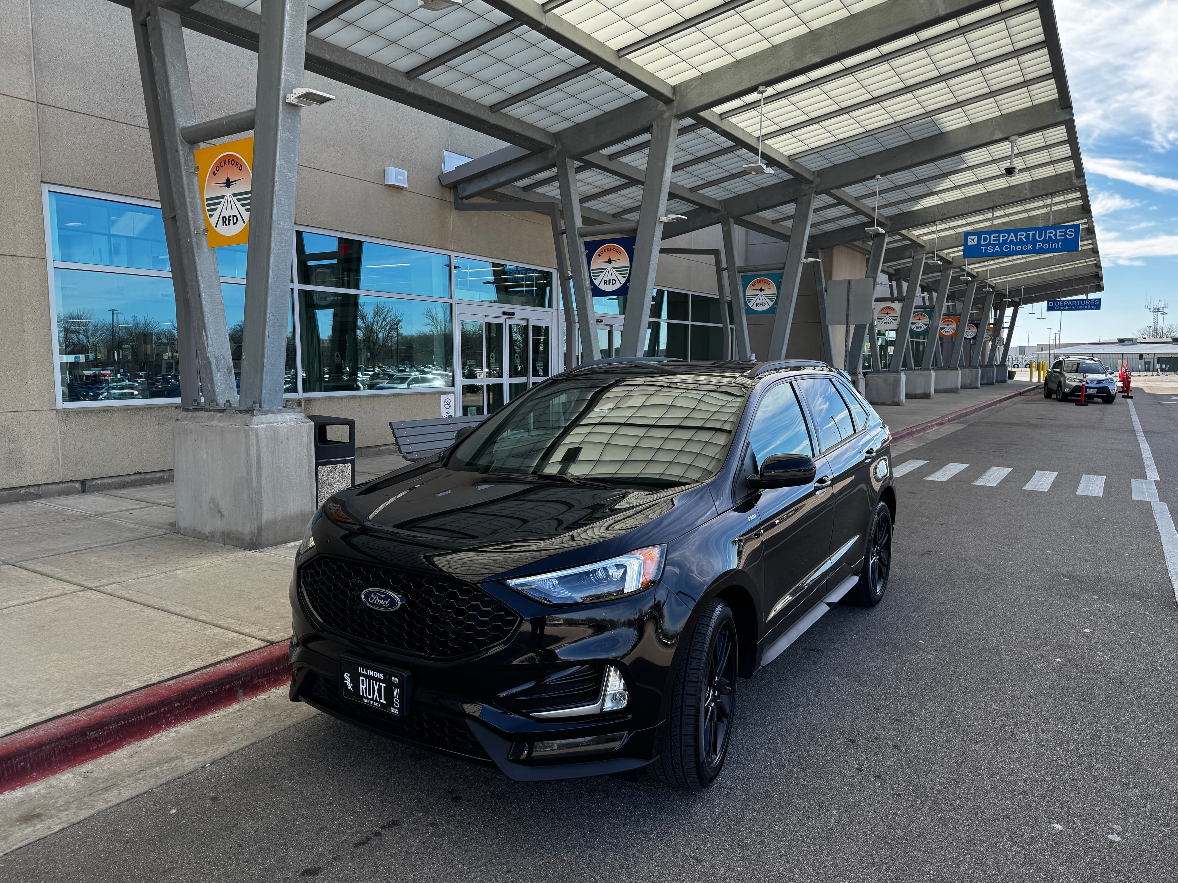 RuxiGO Ford Edge exterior front view