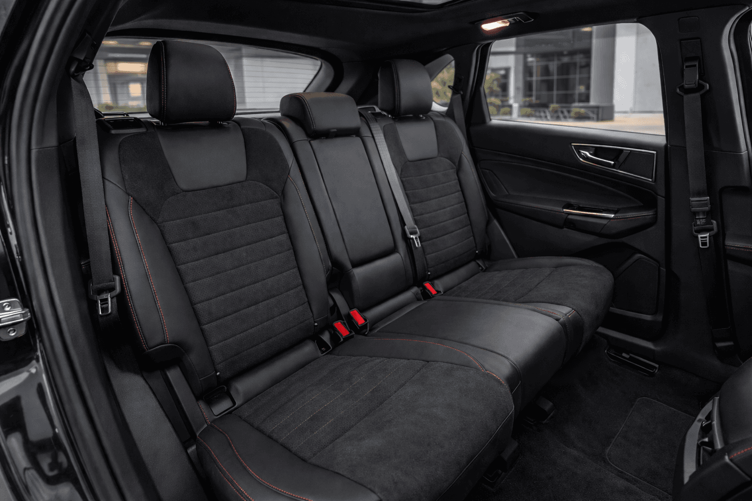 RuxiGO Ford Edge prepared for airport pickup service